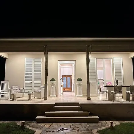 Villino Elisabetta Marina di Pietrasanta